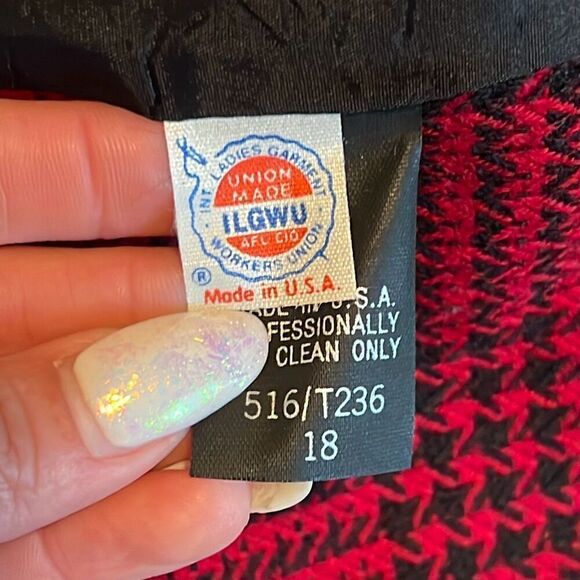 Talbots Women's Red Wool Plaid Square Neck Open Front Cropped Jacket Size 18 - Picture 12 of 12